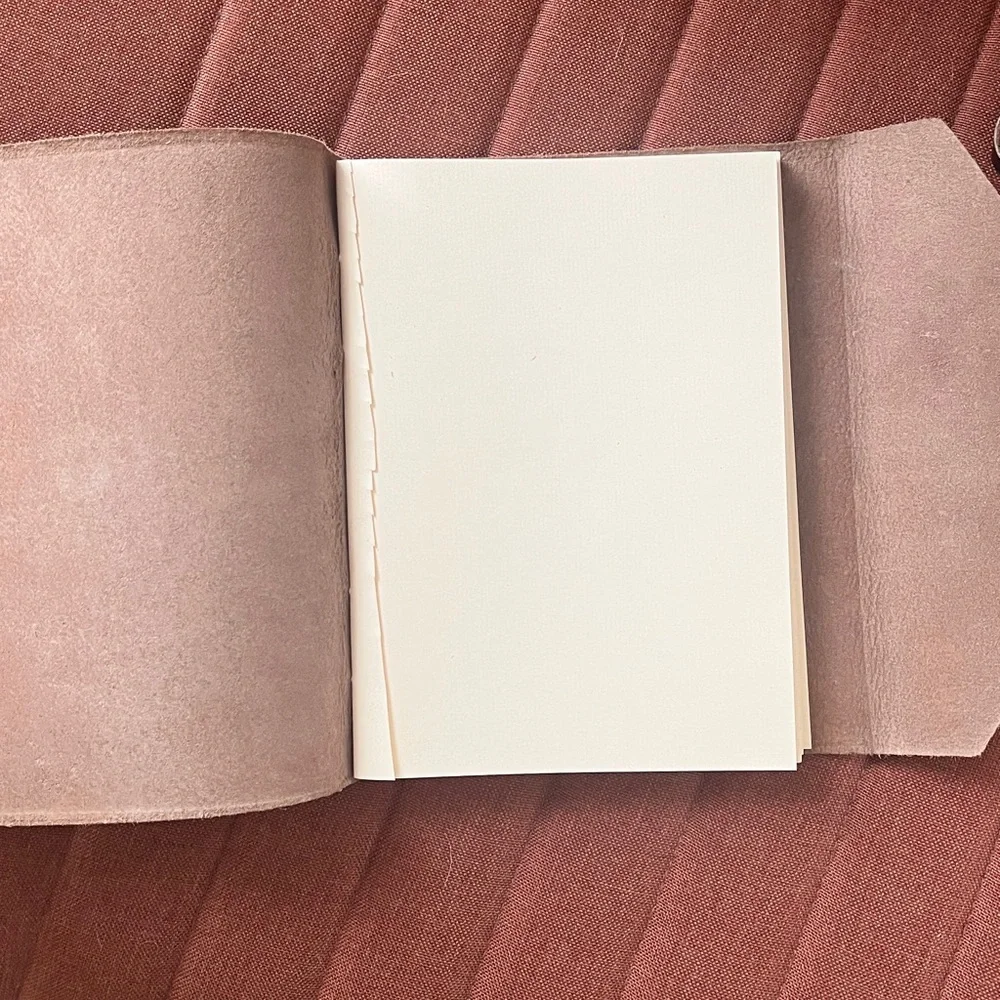 Leather bound journal - Picture 5 of 6